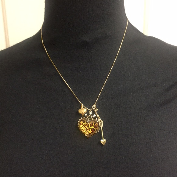 Betsey Johnson Jewelry - Betsey Johnson heart necklace